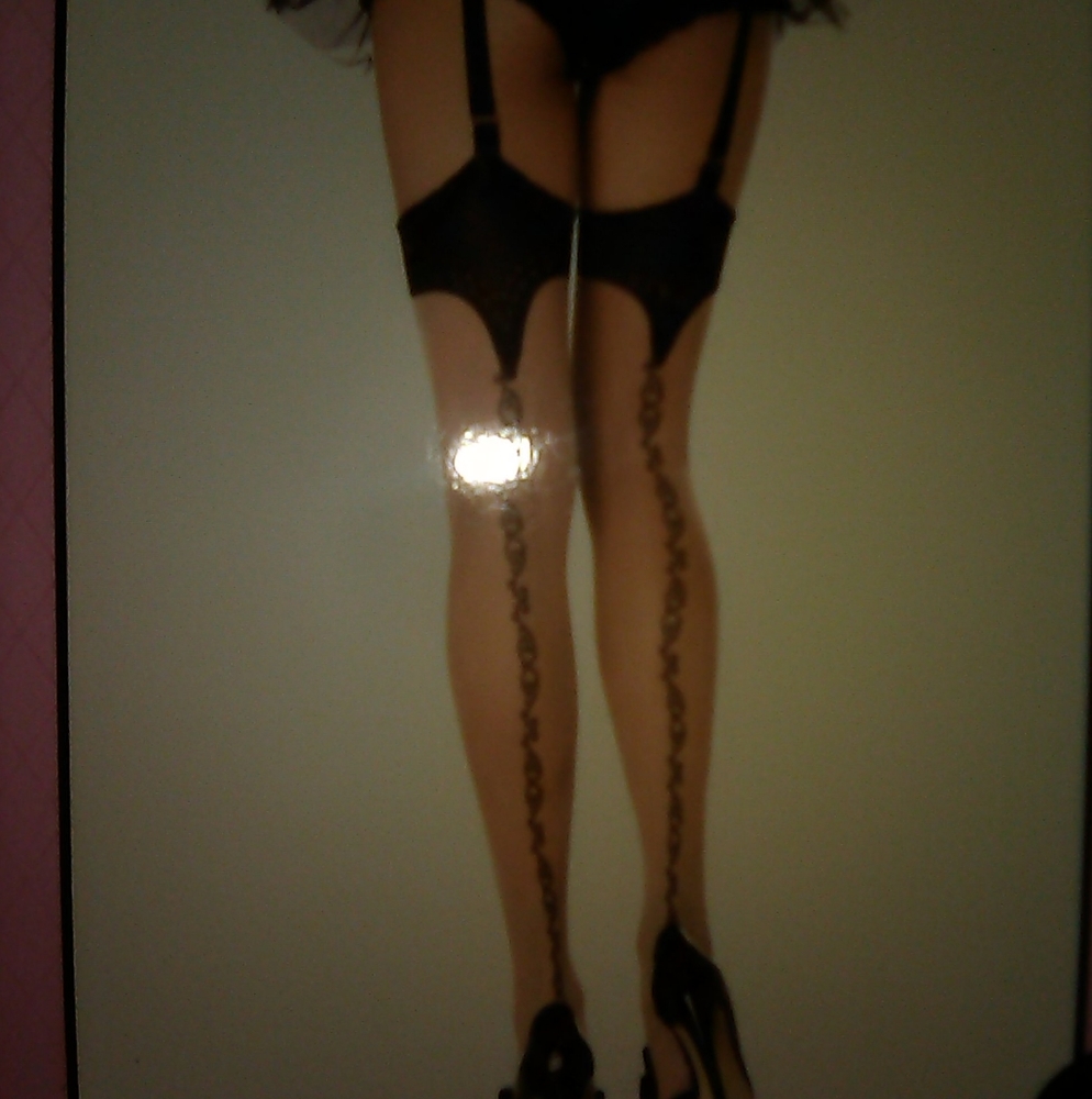 SEAMED NUDE THIGH HIGHS